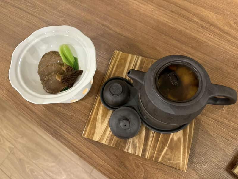 在台北「三餐四季」包廂辦生日趴，客製化餐點直接把派對變高級私