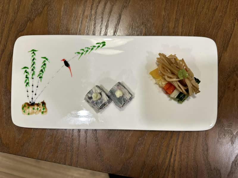 我在台北三餐四季的包廂為老友辦了一場晚宴，客製化套餐讓所有人