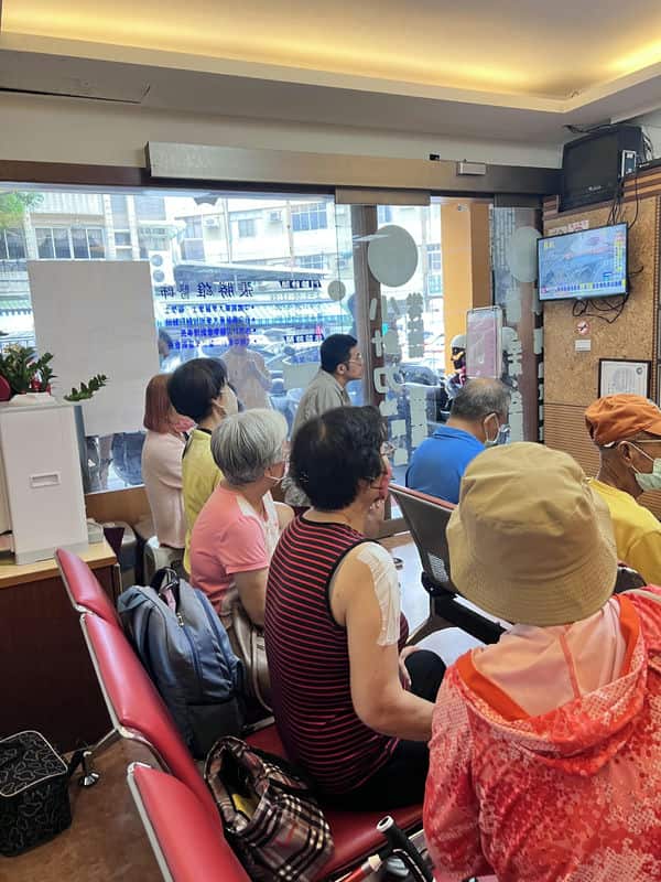 手麻到睡不好慈愛中醫張醫師：其實身體早就在跟你求救了！